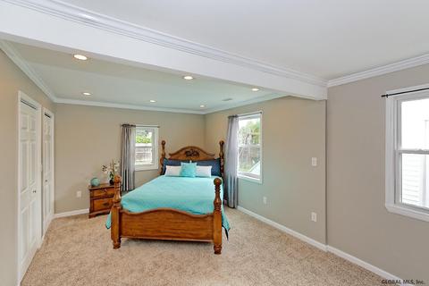 1024 Alheim Dr, Schenectady, NY 12303 photo 14