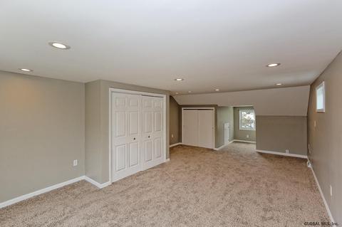 1024 Alheim Dr, Schenectady, NY 12303 photo 21