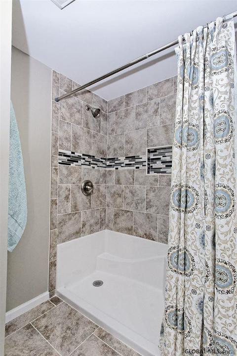 1024 Alheim Dr, Schenectady, NY 12303 photo 17