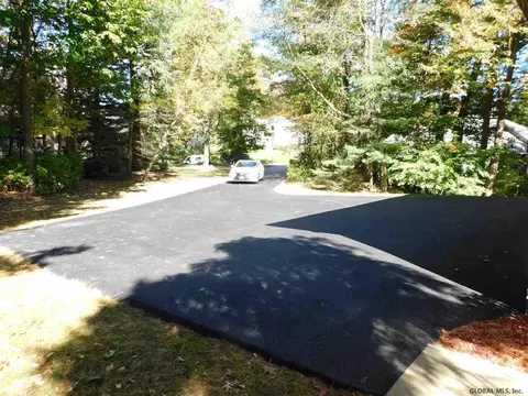 48 Oak Tree Ln, Niskayuna, NY 12309 photo 23