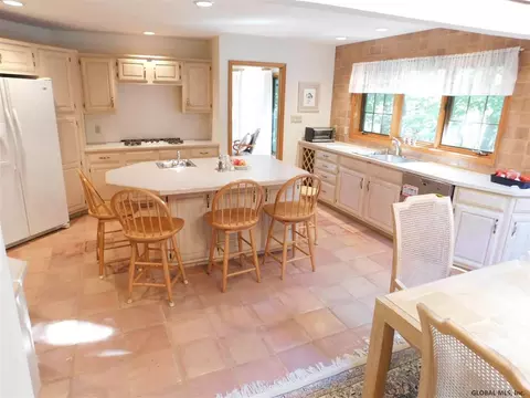 48 Oak Tree Ln, Niskayuna, NY 12309 photo 14