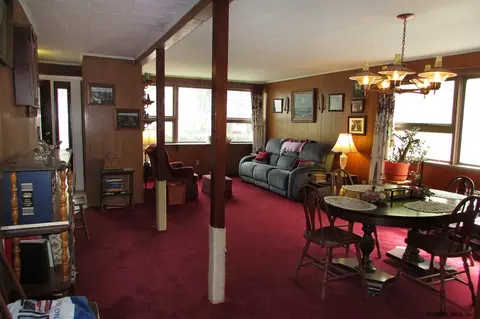 215 Elder St, Schenectady, NY 12304 photo 5