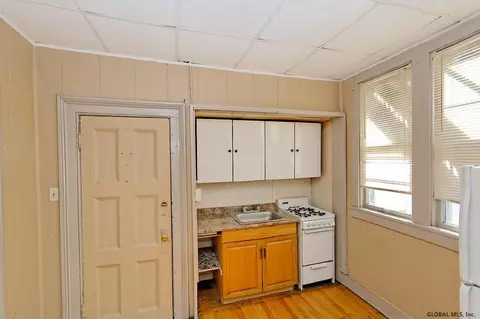 206 Union St, Schenectady, NY 12305 photo 15