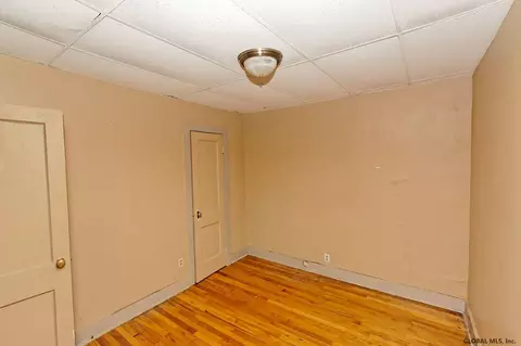 206 Union St, Schenectady, NY 12305 photo 17