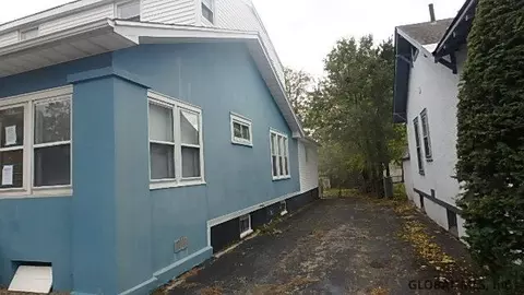 526 21st St, Schenectady, NY 12303 photo 3