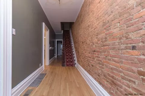 107 Front St, Schenectady, NY 12305 photo 6
