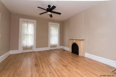 107 Front St, Schenectady, NY 12305 photo 10