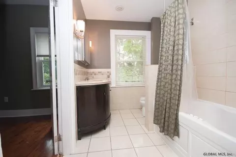 107 Front St, Schenectady, NY 12305 photo 15