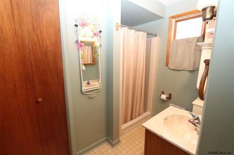 1 Nicholas Ave, Schenectady, NY photo 12