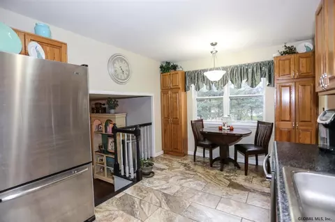 14 Riesling Rd, Niskayuna, NY 12309 photo 13