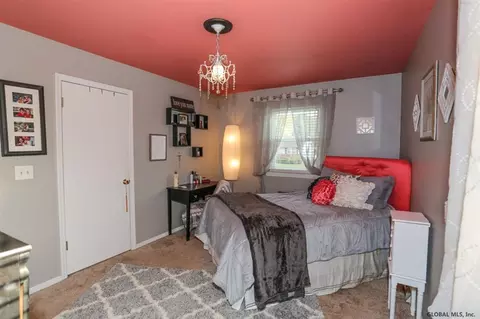 14 Riesling Rd, Niskayuna, NY 12309 photo 16