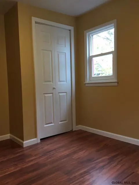 1027 Strong St, Schenectady, NY 12307 photo 19