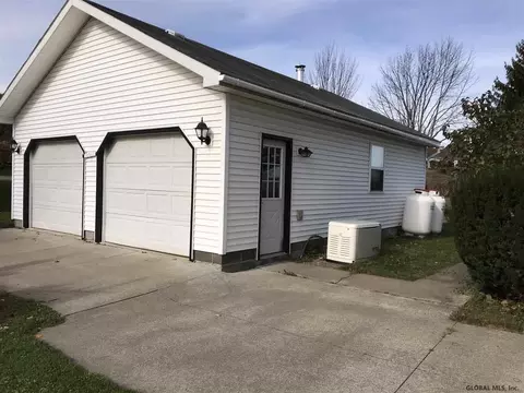 466 Currybush Rd, Schenectady, NY 12306 photo 22