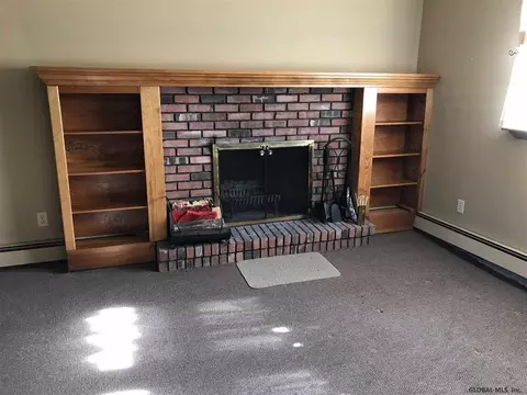 466 Currybush Rd, Schenectady, NY 12306 photo 7