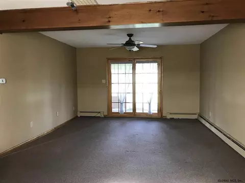 466 Currybush Rd, Schenectady, NY 12306 photo 9
