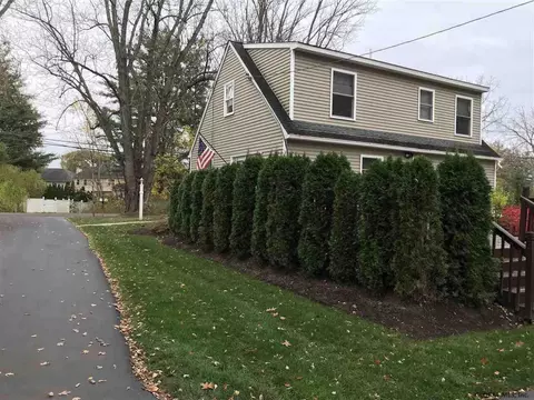 127 Beacon Rd, Glenmont, NY 12077 photo 2