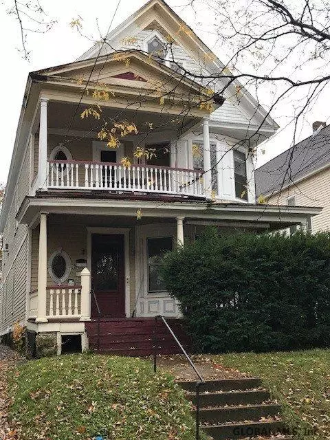 1050 Park Ave, Schenectady, NY 12308 photo 1