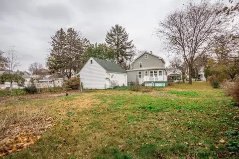 236 Edward St, Schenectady, NY 12304 photo 24