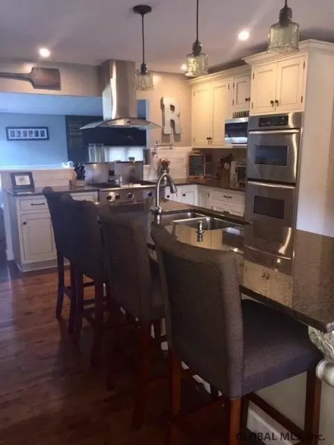 451 Wallace Rd, Schenectady, NY 12304 photo 6