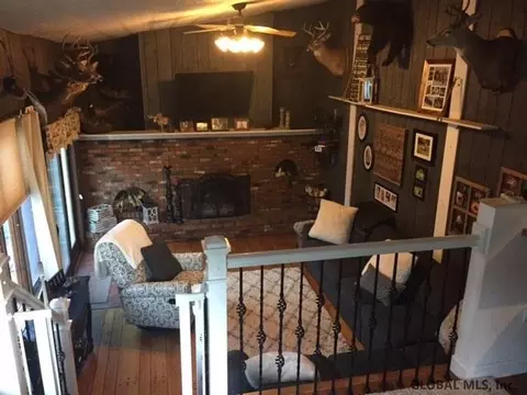451 Wallace Rd, Schenectady, NY 12304 photo 9