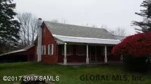 132 Roberts Ln, Hampton, NY 12837 photo 1