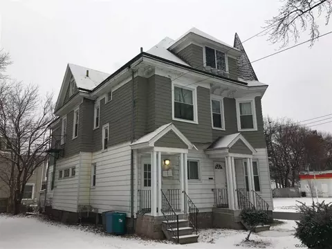 1402 Union St, Schenectady, NY 12308 photo 2