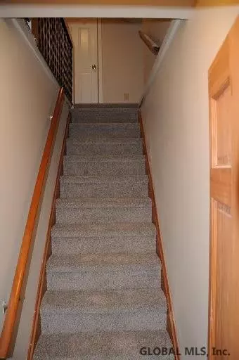 526 Delaware Ave, Delmar, NY 12054 photo 8