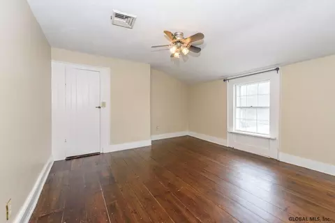 25 Front St, Schenectady, NY 12305 photo 12