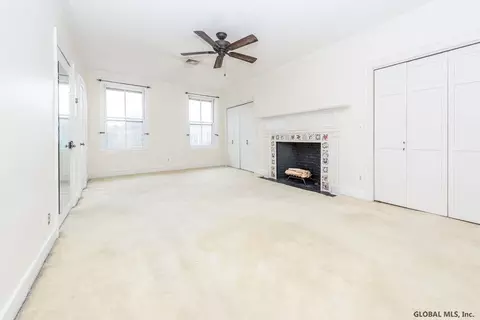 25 Front St, Schenectady, NY 12305 photo 15