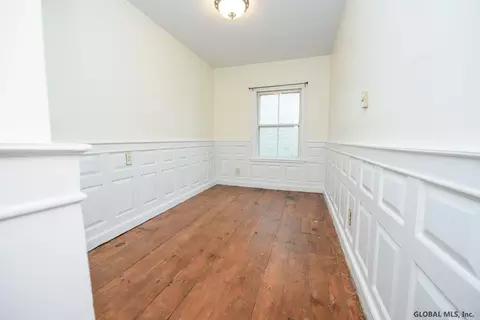 25 Front St, Schenectady, NY 12305 photo 17