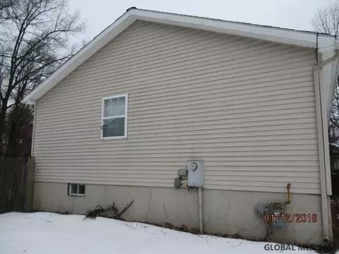 8 Devine Dr, Hudson Falls, NY 12839 photo 4