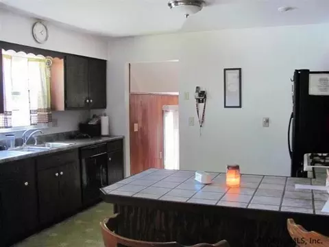32 Peel St, Selkirk, NY 12158 photo 3