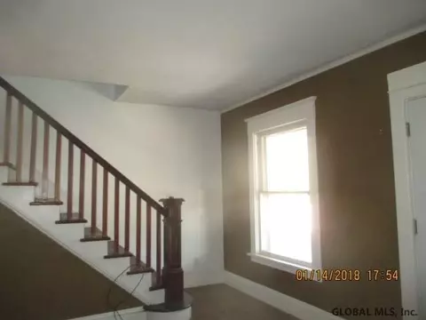 63 Spruce St, Schenectady, NY 12304 photo 5