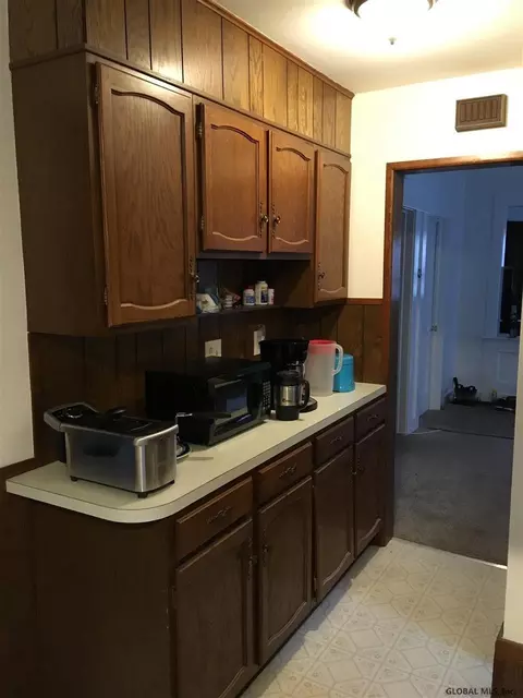 6 Lomasney Ave, Schenectady, NY 12308 photo 12