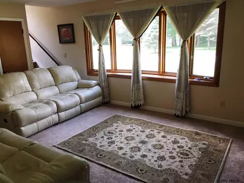 2 E Haystack Rd, Clifton Park, NY 12065 photo 8