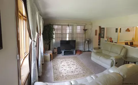 2 E Haystack Rd, Clifton Park, NY 12065 photo 10
