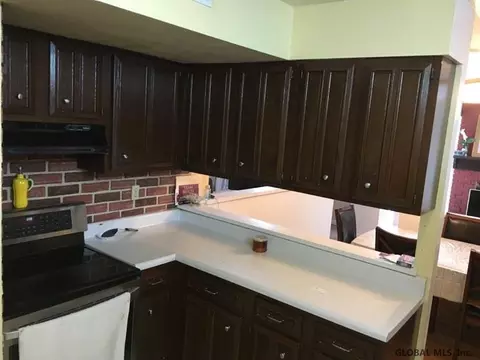 2 E Haystack Rd, Clifton Park, NY 12065 photo 6