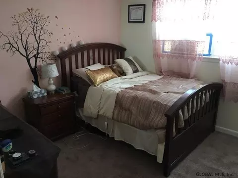 2 E Haystack Rd, Clifton Park, NY 12065 photo 17