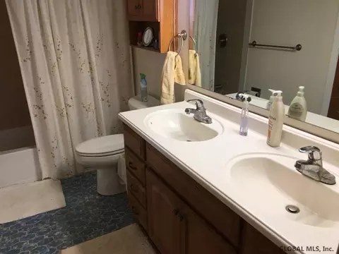 2 E Haystack Rd, Clifton Park, NY 12065 photo 16