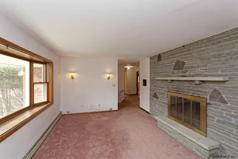 3641 Lydius St, Schenectady, NY 12303 photo 7