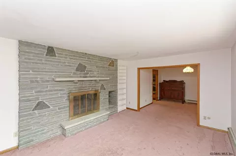3641 Lydius St, Schenectady, NY 12303 photo 8