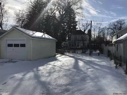 472 Olean St, Schenectady, NY 12306 photo 21