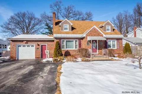 2811 Caroline Ave, Schenectady, NY 12306 photo 1