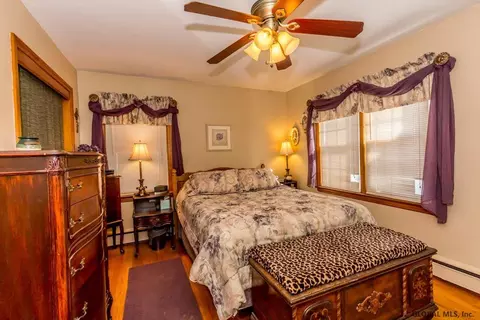 2811 Caroline Ave, Schenectady, NY 12306 photo 12