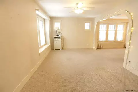 1471 Sumner Ave, Schenectady, NY 12309 photo 3