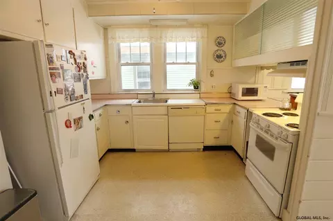 1471 Sumner Ave, Schenectady, NY 12309 photo 7