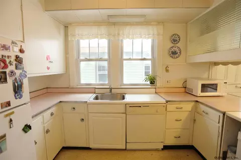 1471 Sumner Ave, Schenectady, NY 12309 photo 12