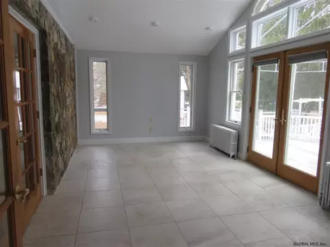 3 Kenaware Ave, Delmar, NY 12054 photo 3