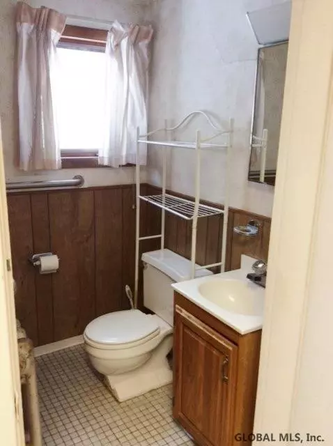 1175 Sumner Ave, Schenectady, NY 12309 photo 13