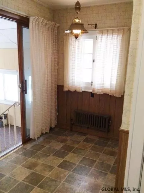 1175 Sumner Ave, Schenectady, NY 12309 photo 11